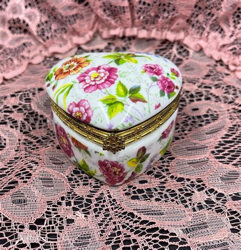 antique trinket boxes